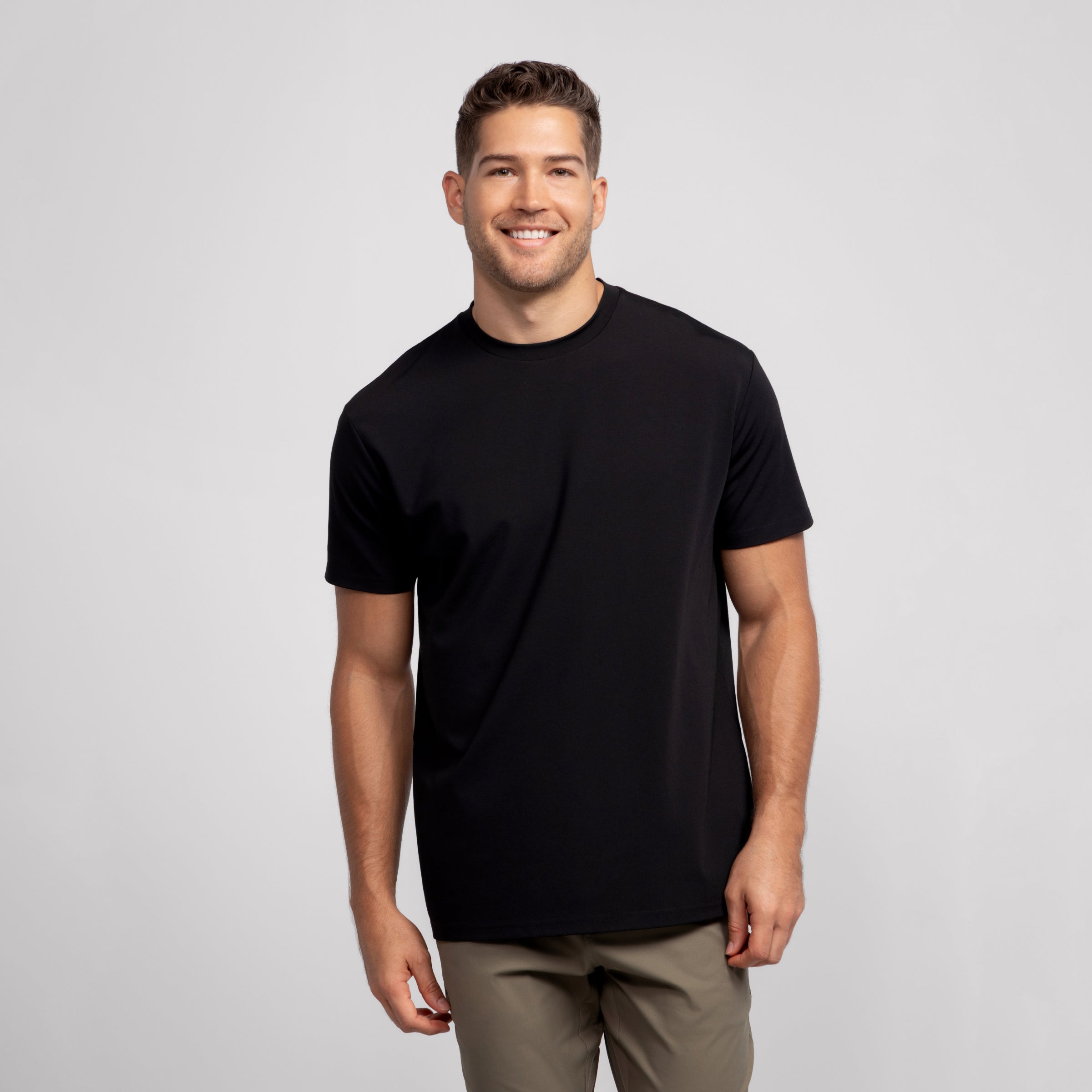 Men's Jetsetter Performance Tee in True Black, front view
