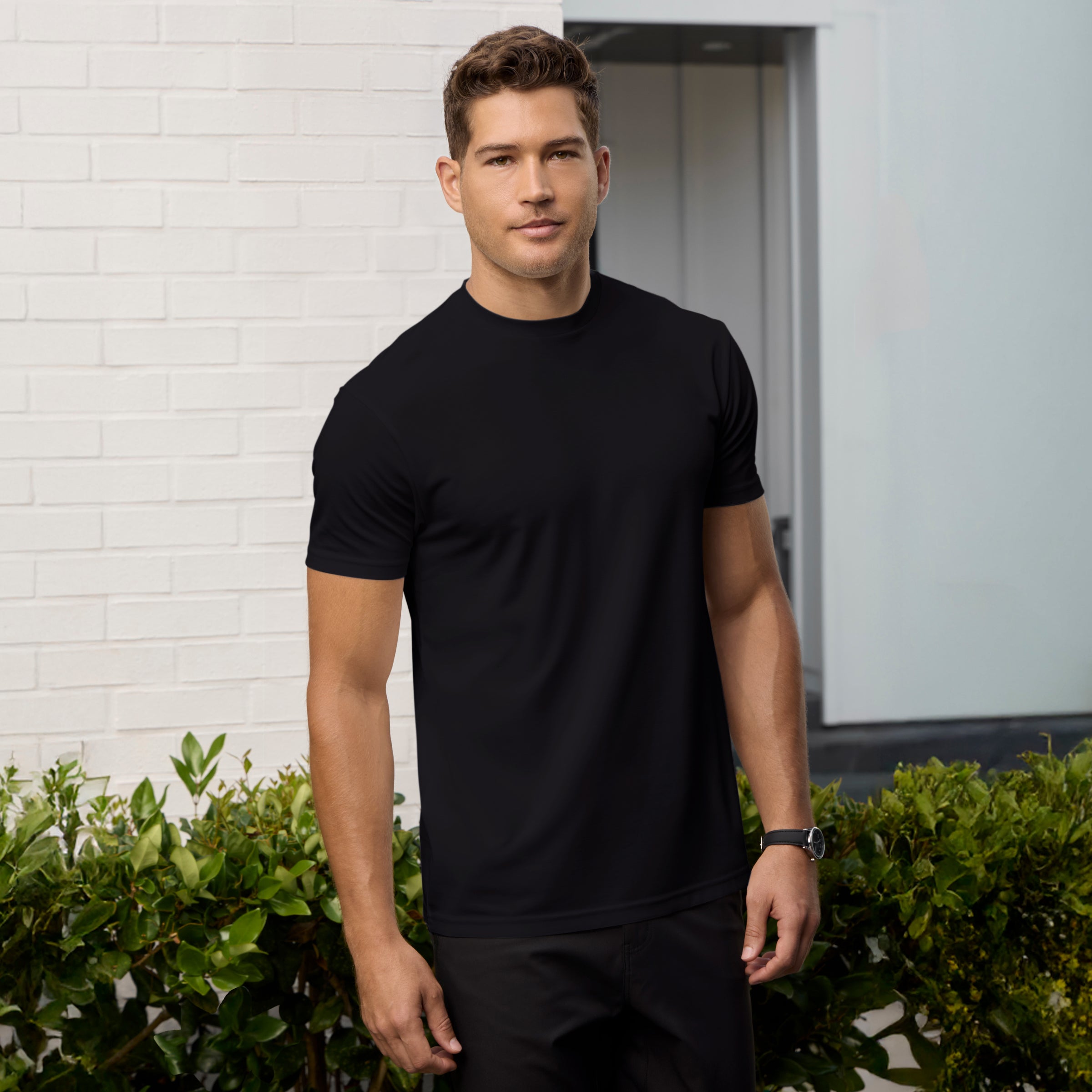 Jetsetter Tee